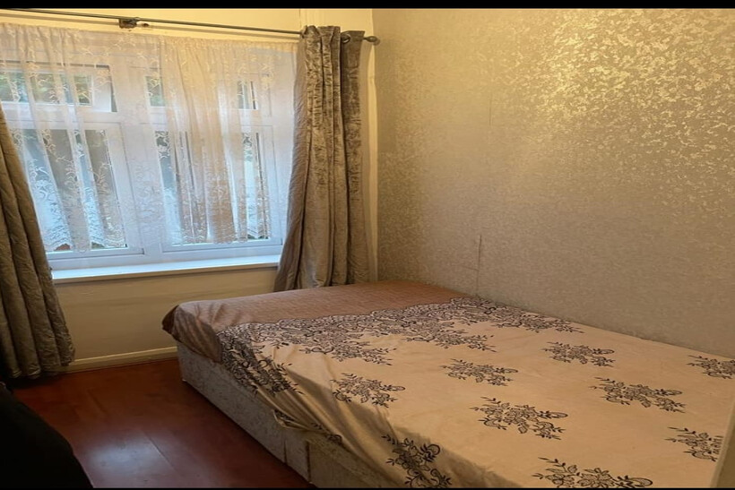 South Esk Road, London E7 1 bed in a house share to rent - £450 pcm (£104 pw)