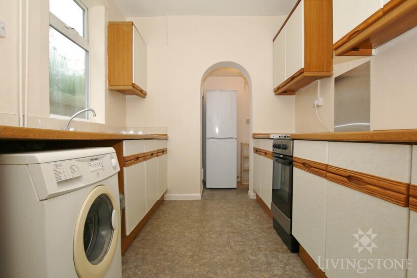 Leicester LE2 4 bed terraced house to rent - £347 pcm (£80 pw)