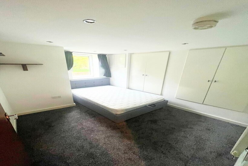 Beechwood Mount, Leeds LS4 5 bed house share to rent - £500 pcm (£115 pw)