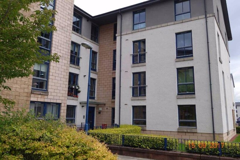 Ritz Place, Glasgow, G5 2 bed flat to rent - £1,025 pcm (£237 pw)