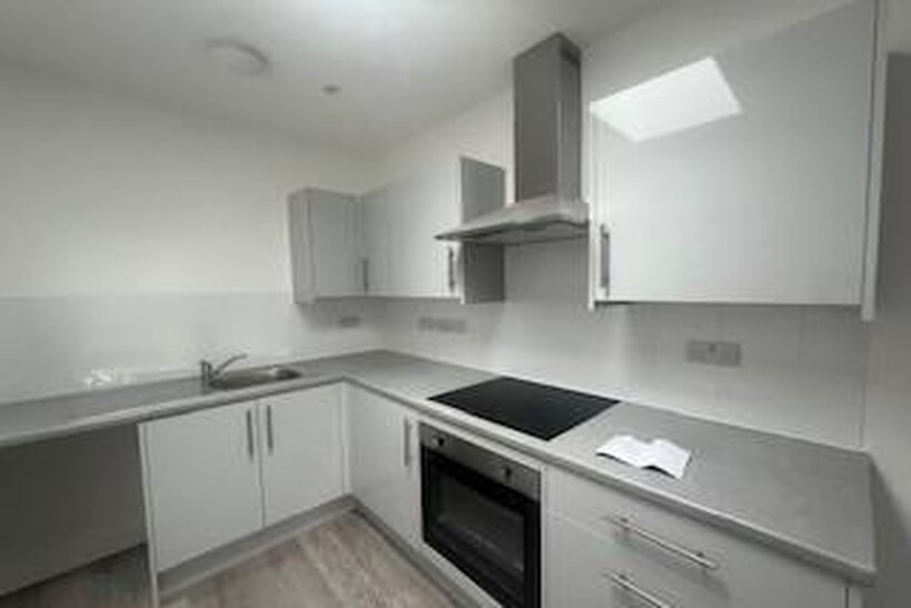 Lagland Street, Poole BH15 1 bed flat to rent - £800 pcm (£185 pw)