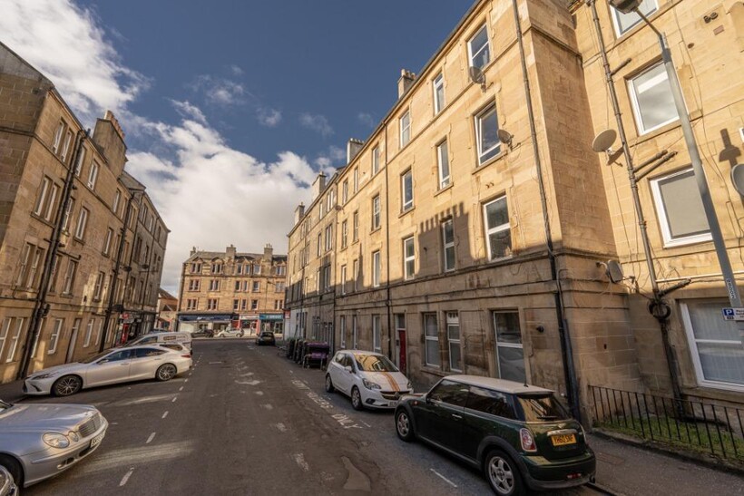 Wardlaw Place, Gorgie, Edinburgh, EH11 1 bed flat to rent - £1,000 pcm (£231 pw)