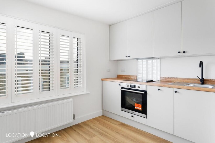 Winston Road, London, N16 1 bed apartment to rent - £2,000 pcm (£462 pw)