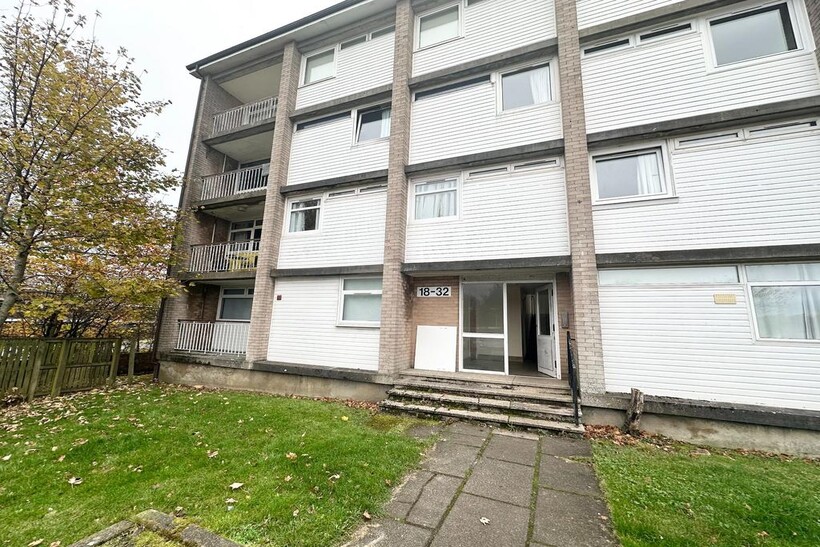 Denholm Crescent, East Kilbride, Glasgow 1 bed flat to rent - £595 pcm (£137 pw)