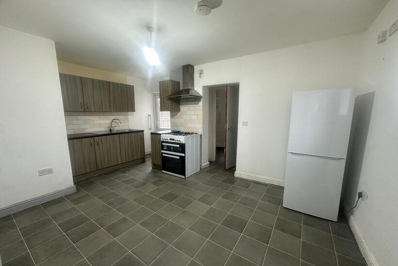 North Street, Oadby, Leicester LE2 1 bed flat to rent - £670 pcm (£155 pw)