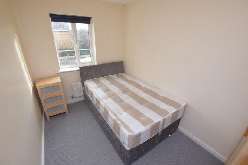 West Cotton Close, Northampton NN4 1 bed in a house share to rent - £475 pcm (£110 pw)