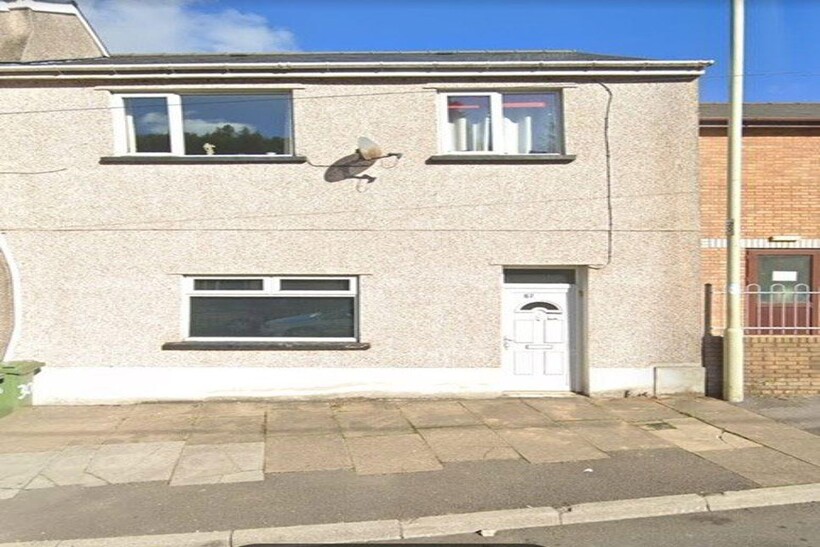 Penrhiwciber Road, Mountain Ash 1 bed flat to rent - £450 pcm (£104 pw)