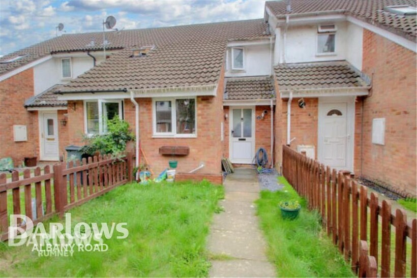 The Dell, Cardiff 2 bed terraced house to rent - £1,050 pcm (£242 pw)