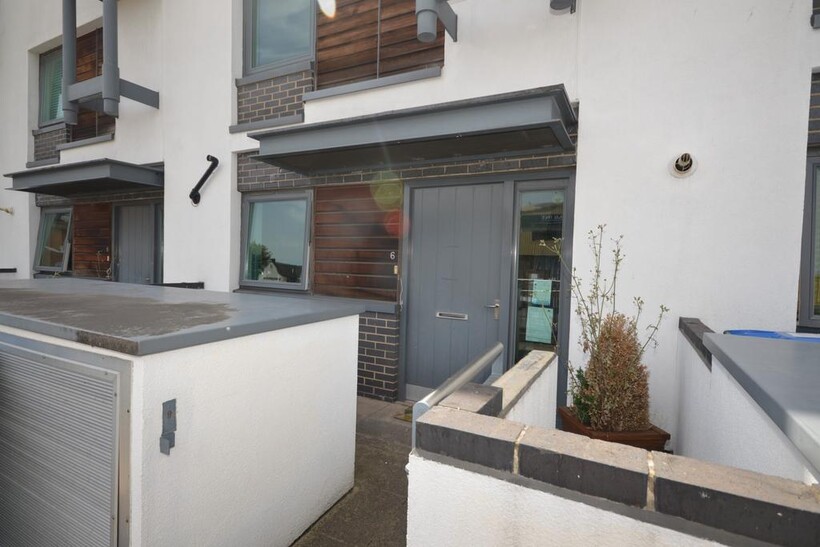 Paget Street, SOUTHAMPTON SO14 5 bed townhouse to rent - £625 pcm (£144 pw)