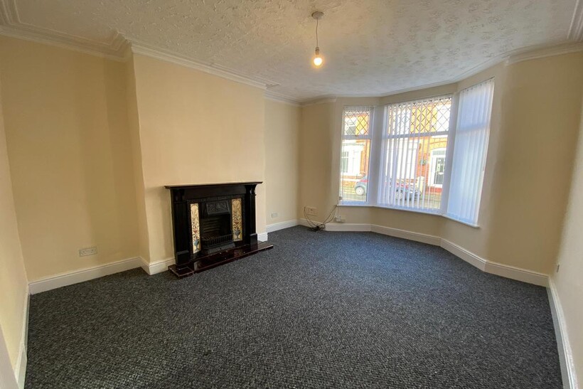 Stalbridge Avenue, Mossley Hill... 3 bed end of terrace house to rent - £1,000 pcm (£231 pw)