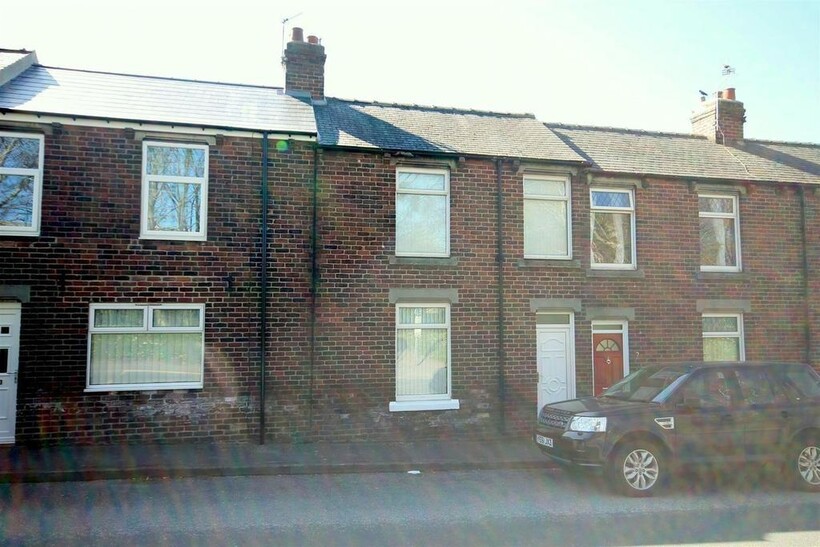 North Terrace, Witton Gilbert, Durham 2 bed terraced house to rent - £430 pcm (£99 pw)