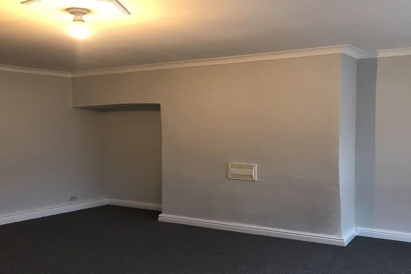 Belmont Street, Hull HU9 2 bed end of terrace house to rent - £525 pcm (£121 pw)