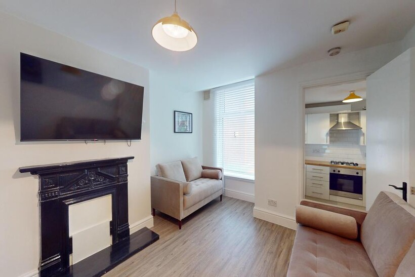 Flat 2 382 Wilmslow