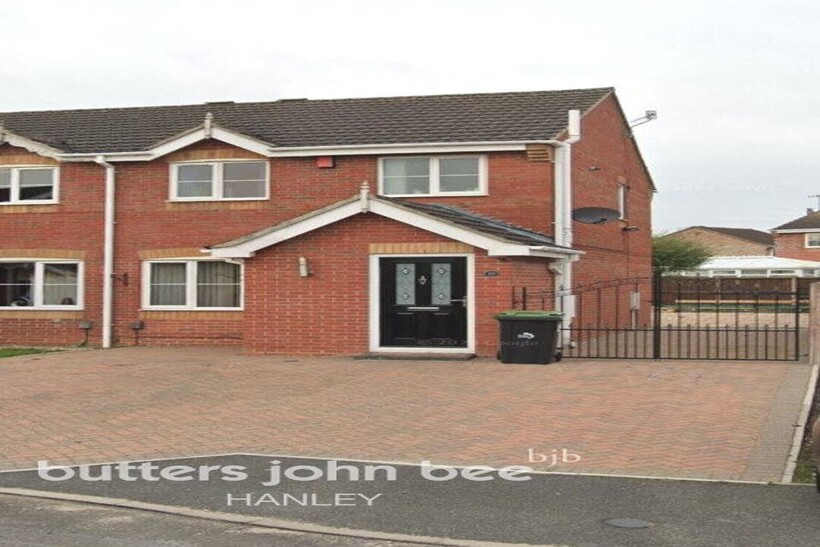 Milan Grove, STOKE-ON-TRENT 3 bed semi-detached house to rent - £1,100 pcm (£254 pw)