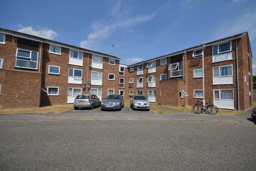 Snowdrop Close - Online Enquiries... 2 bed apartment to rent - £1,195 pcm (£276 pw)