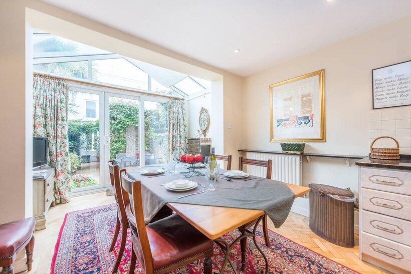 Clareville Grove, South Kensington, London, SW7 2 bed house to rent - £9,317 pcm (£2,150 pw)