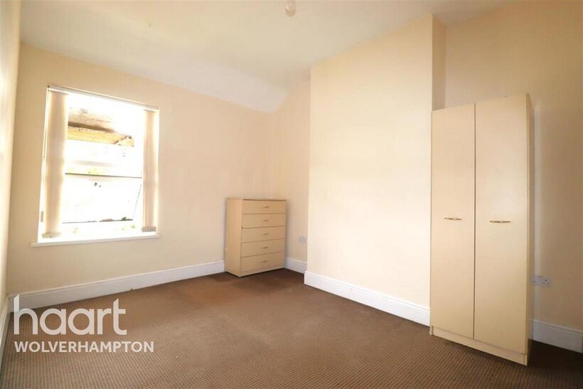 WATER AND COUNCIL TAX INCLUDED FLAT 2 bed maisonette to rent - £1,045 pcm (£241 pw)