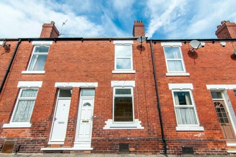 Beaconsfield Road, Doncaster DN4 2 bed terraced house to rent - £575 pcm (£133 pw)