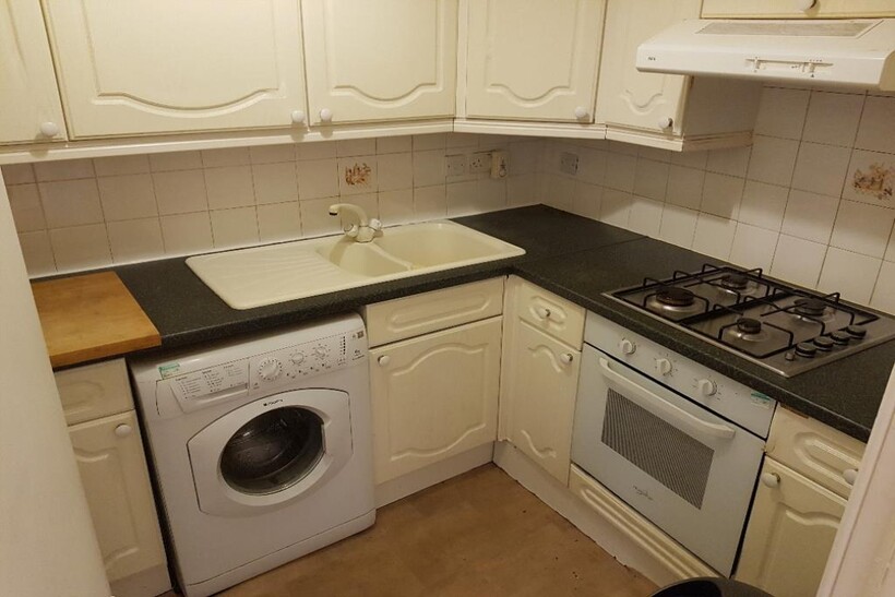 Jeffrey Street, Edinburgh EH1 3 bed flat to rent - £1,500 pcm (£346 pw)