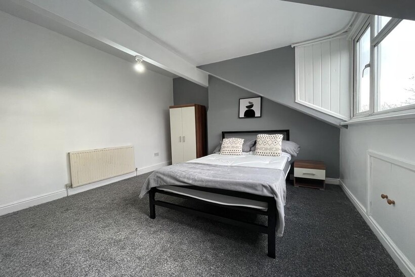 Gilpin Street, Leeds LS12 1 bed in a house share to rent - £435 pcm (£100 pw)