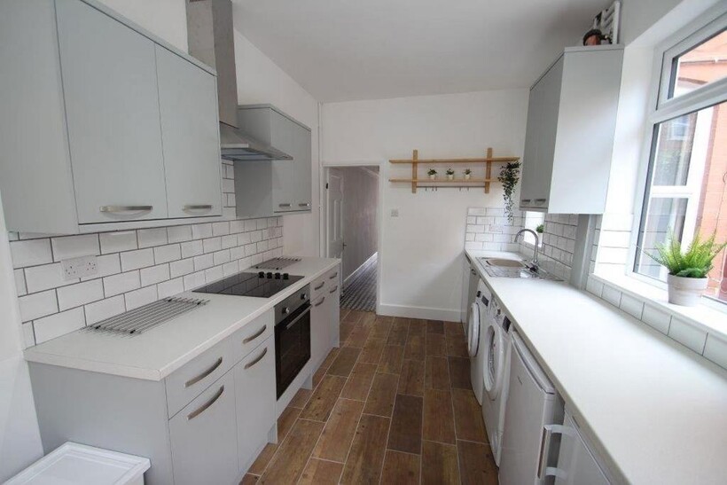 Howard Road, Leicester 4 bed terraced house to rent - £520 pcm (£120 pw)