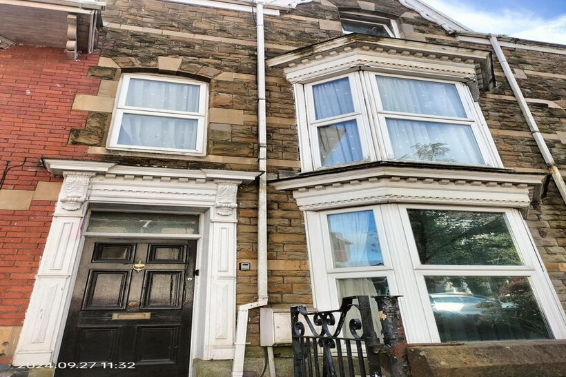 St. Albans road, Swansea SA2 6 bed terraced house to rent - £350 pcm (£81 pw)