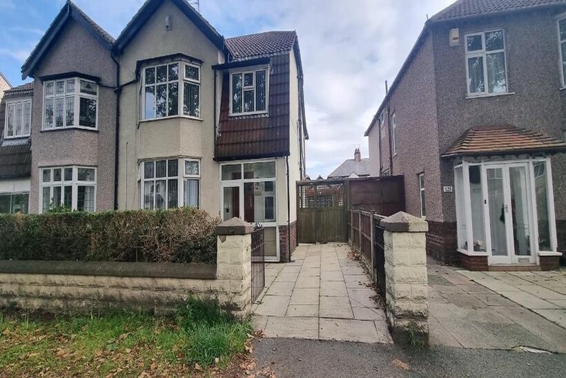 Queens Drive, Mossley Hill, Liverpool 4 bed semi-detached house to rent - £1,500 pcm (£346 pw)