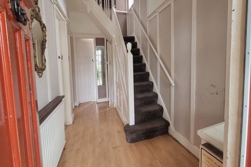 Queens Drive, Mossley Hill, Liverpool 4 bed semi-detached house to rent - £1,500 pcm (£346 pw)