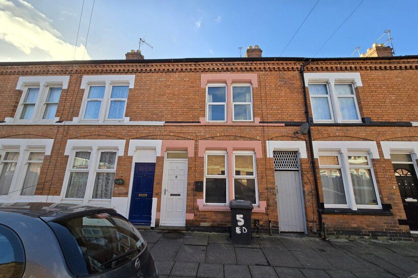 Edward Road, Leicester 3 bed terraced house to rent - £342 pcm (£79 pw)