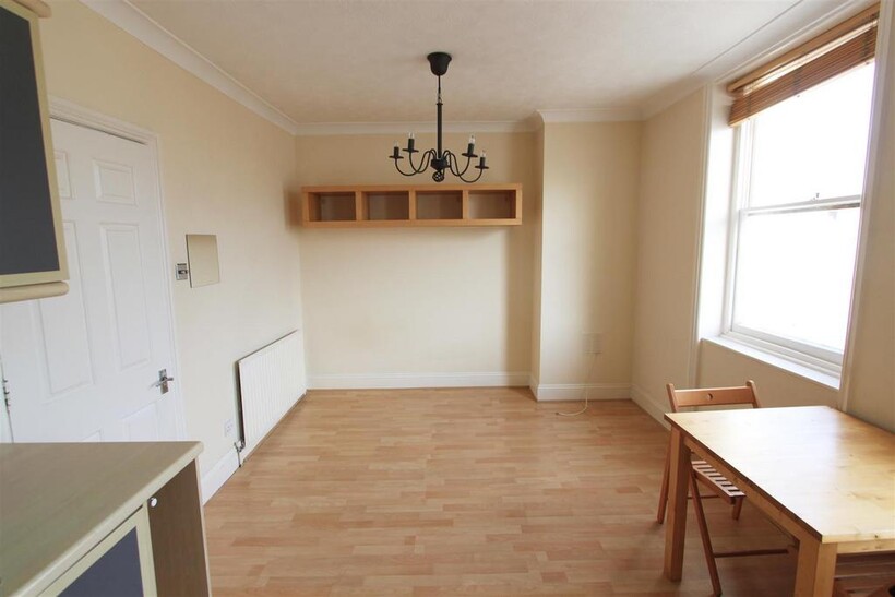 Hove, East Sussex 1 bed flat to rent - £1,100 pcm (£254 pw)