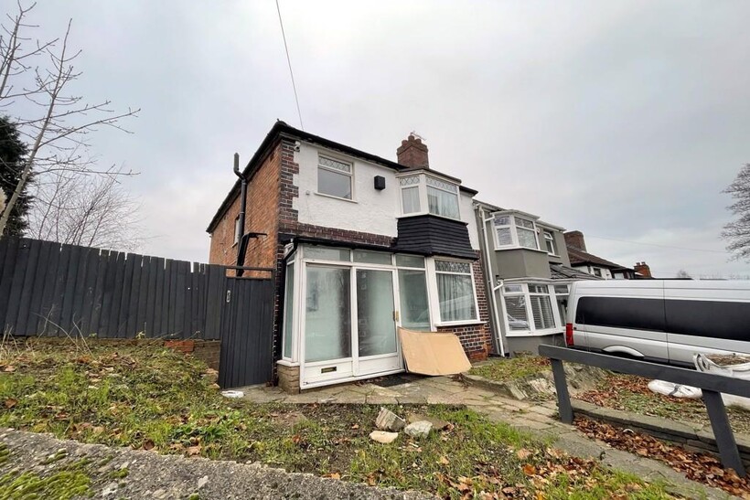 Birmingham B23 3 bed semi-detached house to rent - £1,400 pcm (£323 pw)