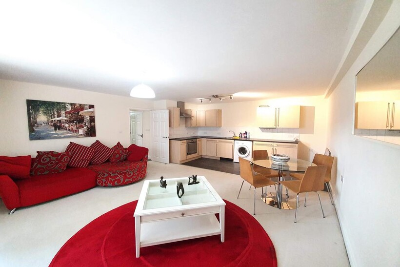 Upper York Street, Coventry CV1 2 bed apartment to rent - £1,050 pcm (£242 pw)