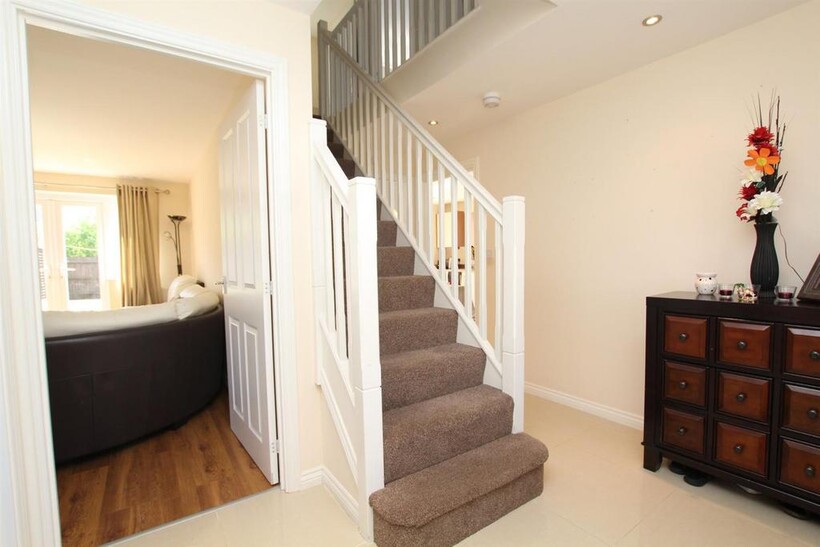 Lyons Drive, Coventry 4 bed detached house to rent - £1,600 pcm (£369 pw)