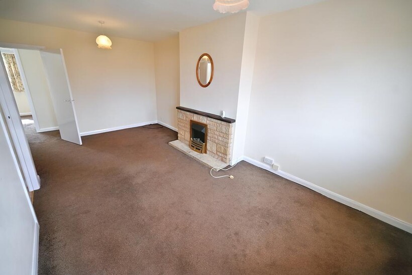 High Street, Albrighton WV7 2 bed flat to rent - £650 pcm (£150 pw)