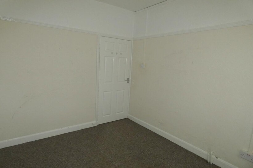 Sackville Street, Basford, Stoke On... 2 bed flat to rent - £575 pcm (£133 pw)