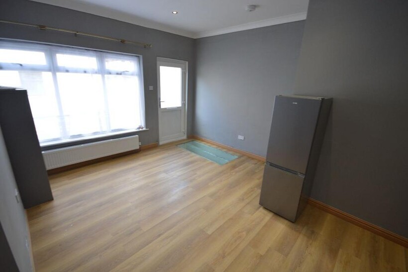 Alexandra Road, Colchester 2 bed apartment to rent - £1,050 pcm (£242 pw)