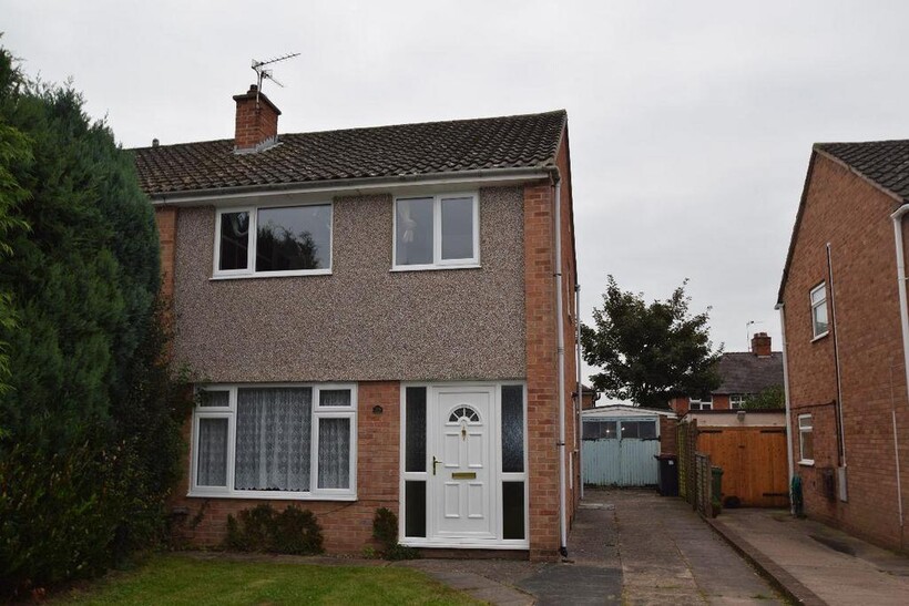 39 Masons Place 4 bed semi-detached house to rent - £1,612 pcm (£372 pw)