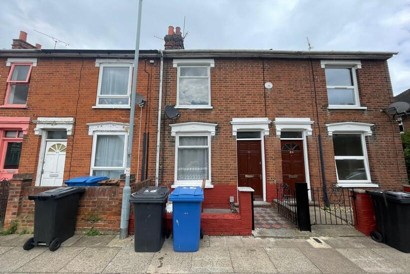 Suffolk Road, Ipswich IP4 2 bed terraced house to rent - £1,000 pcm (£231 pw)