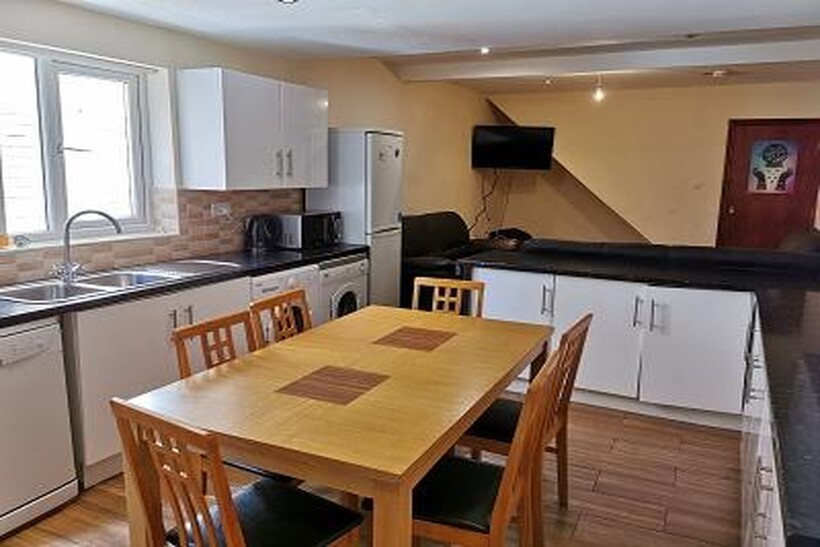 Alton Road, Birmingham B29 1 bed terraced house to rent - £412 pcm (£95 pw)