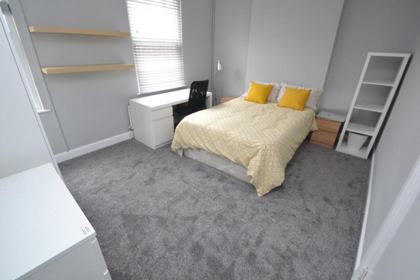 Hungerton Street (1 Bed), Nottingham NG7 1 bed terraced house to rent - £390 pcm (£90 pw)