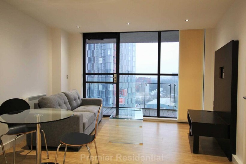 Commercial Street, Manchester M15 2 bed apartment to rent - £1,250 pcm (£288 pw)