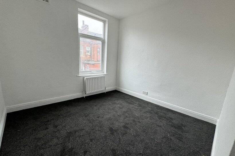 Nowell Place,  Leeds, LS9 4 bed terraced house to rent - £1,000 pcm (£231 pw)