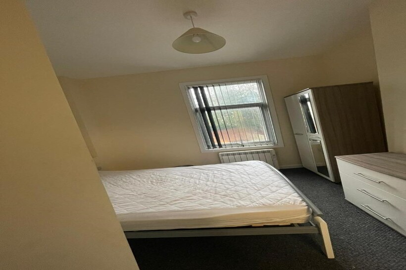 Gordon Street, Coventry, CV1 1 bed in a house share to rent - £375 pcm (£87 pw)