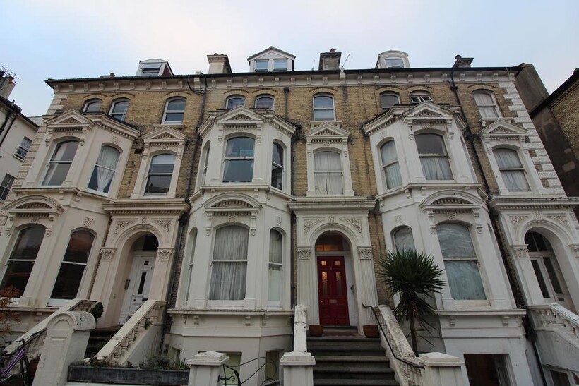 Salisbury Road, Hove BN3 1 bed flat to rent - £1,100 pcm (£254 pw)