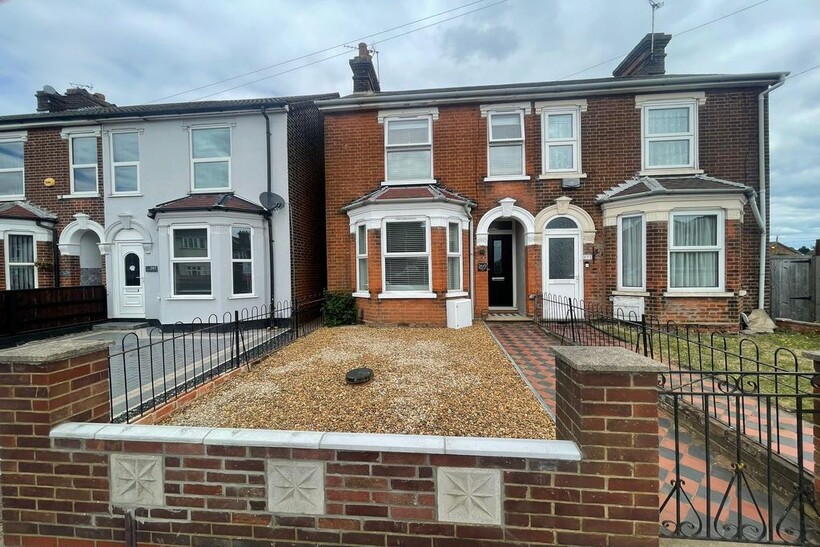 Felixstowe Road, Ipswich IP3 1 bed in a house share to rent - £625 pcm (£144 pw)