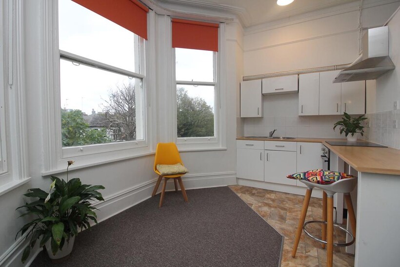 Salisbury Road, Hove BN3 1 bed flat to rent - £1,100 pcm (£254 pw)