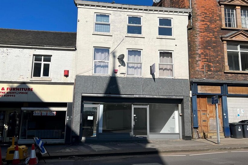 131 High Street, Tunstall, Stoke on... Retail property (high street) to rent - £500 pcm (£115 pw)