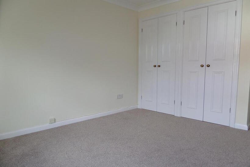 Hamble 2 bed apartment to rent - £1,050 pcm (£242 pw)