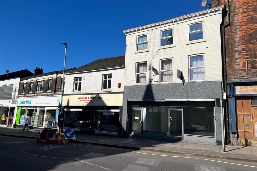 131 High Street, Tunstall, Stoke on... Retail property (high street) to rent - £500 pcm (£115 pw)