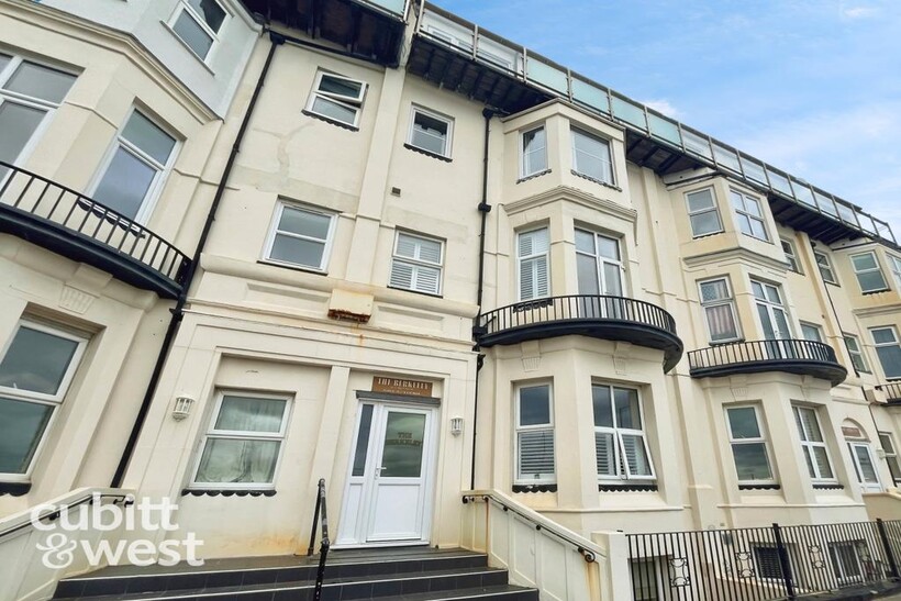 South Parade, Southsea 2 bed apartment to rent - £1,800 pcm (£415 pw)